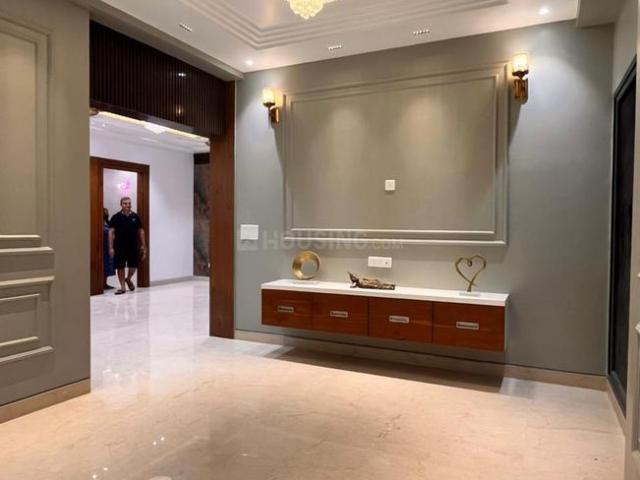 Flat for sale in Hariana