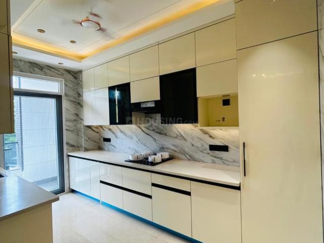 Flat for sale in Hariana