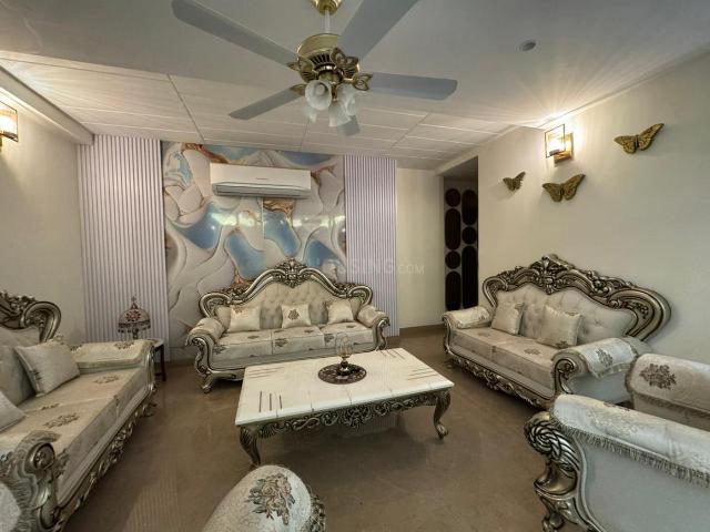 Flat for rent in Hariana