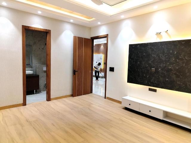 Flat for sale in Hariana