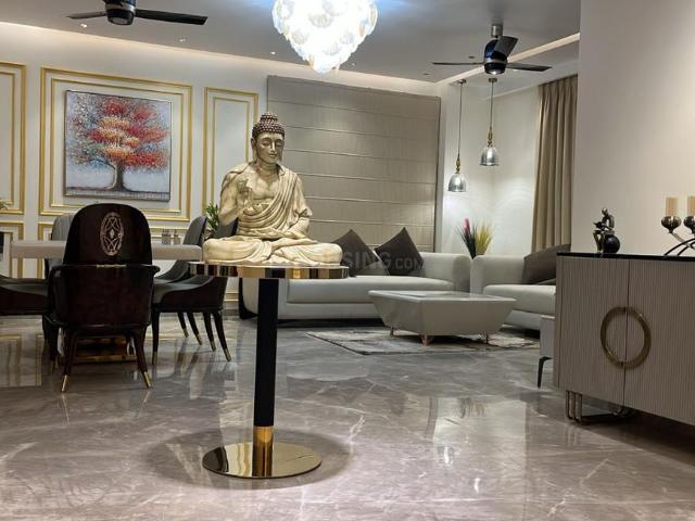 Flat for sale in Hariana