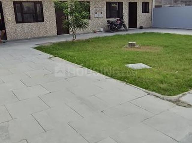 Flat for rent in Hariana