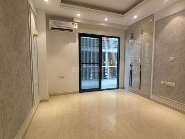 Flat for sale in Hariana