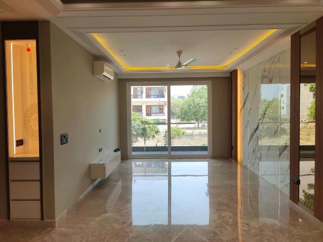 Flat for sale in Hariana