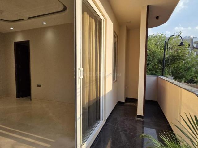 Flat for sale in Hariana