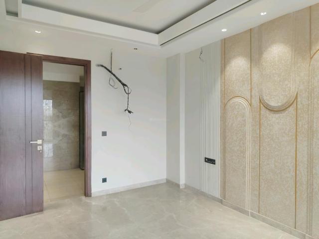 Flat for sale in Hariana