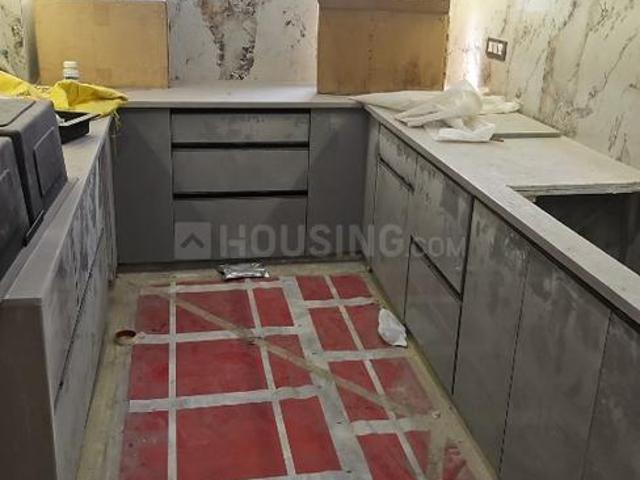 Flat for sale in North West Delhi, Deri