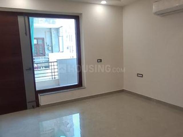 Flat for sale in Hariana