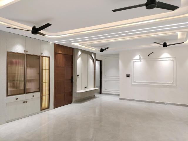 Flat for sale in Hariana