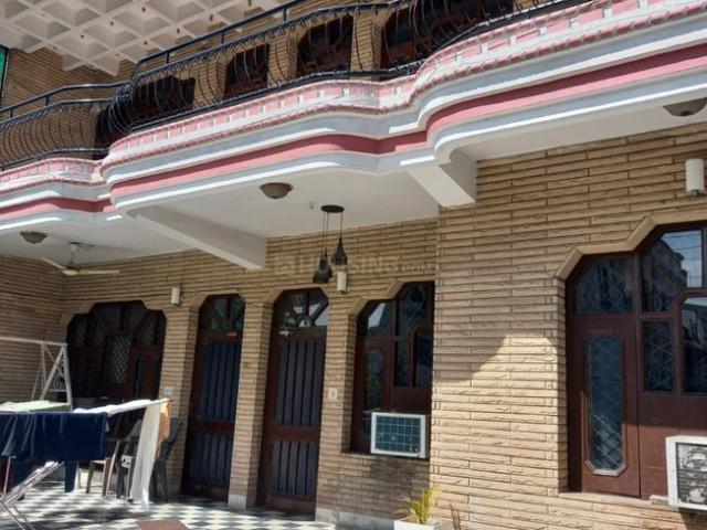 Flat for rent in Hariana