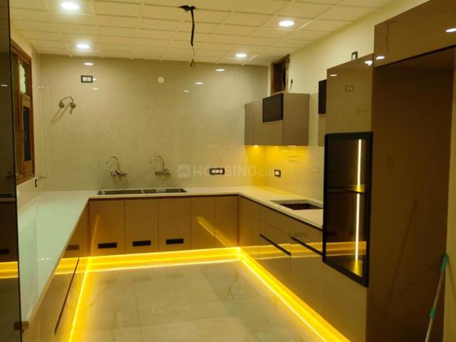 Flat for sale in Sector 8, Panchkula