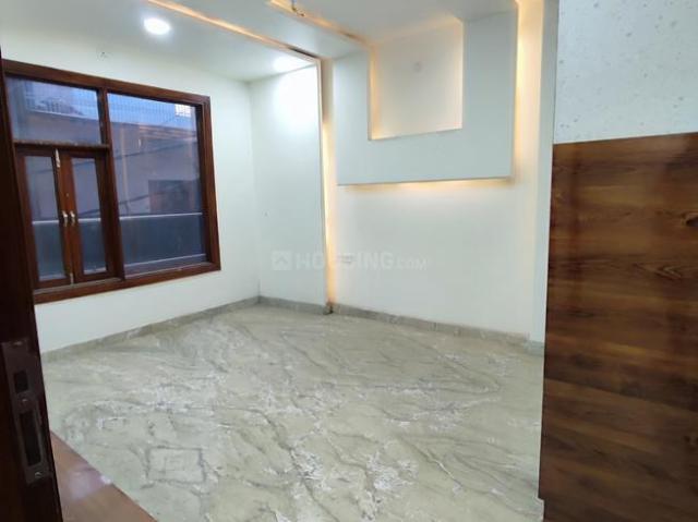 Flat for sale in North West Delhi, Deri