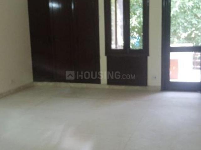 Flat for rent in Deri