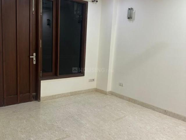 Flat for rent in Deri