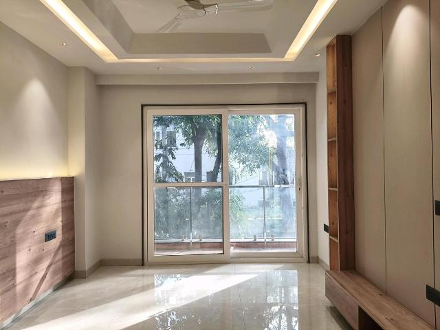 Flat for rent in Hariana