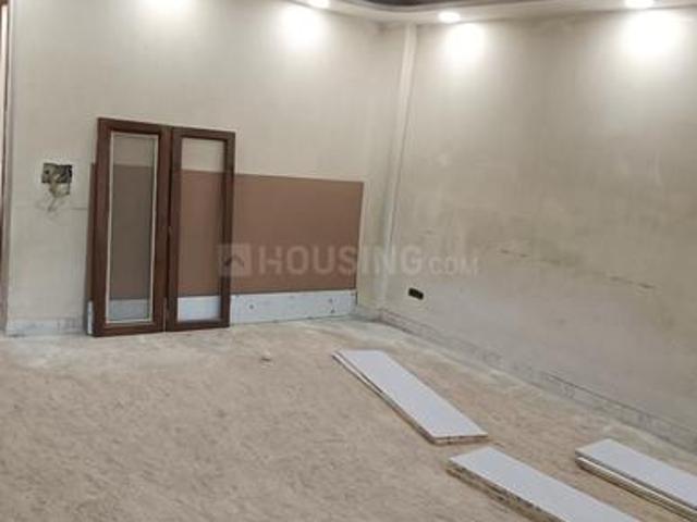 Flat for sale in East Delhi, Deri