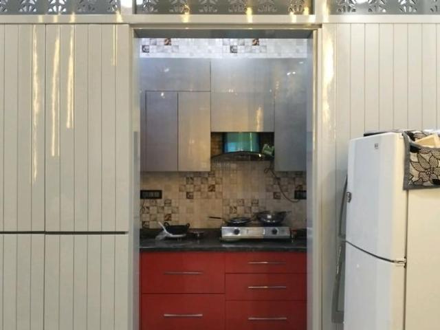 Flat for sale in North West Delhi, Deri