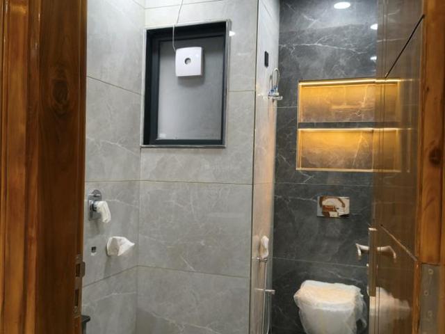 Flat for sale in Vaishali, Ghaziabad