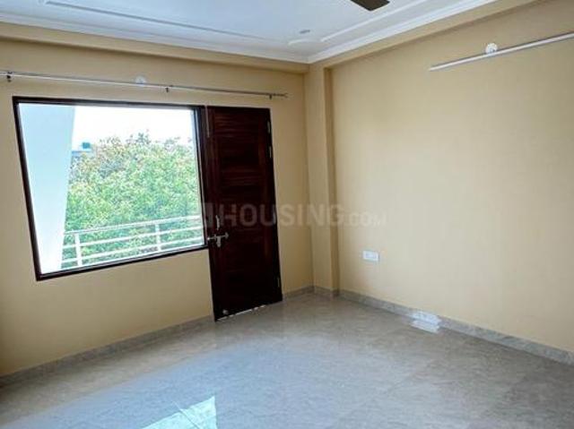 Flat for rent in Deri