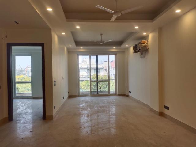 Flat for rent in Deri