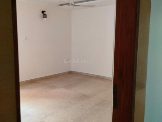 Flat for rent in Deri