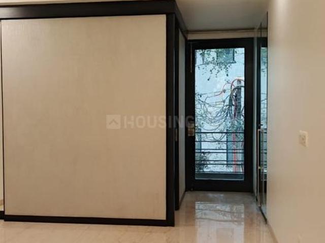Flat for rent in Deri