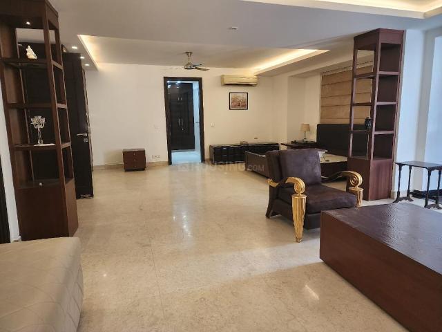 Flat for rent in Deri
