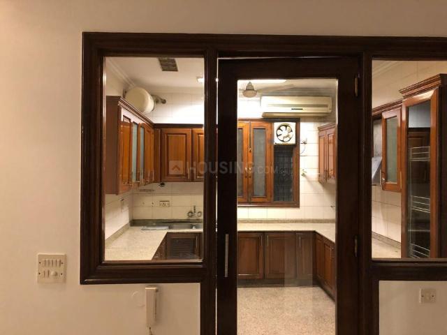 Flat for rent in Vasant Vihar, Delhi