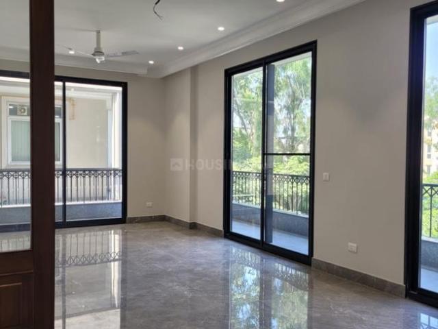Flat for rent in Deri