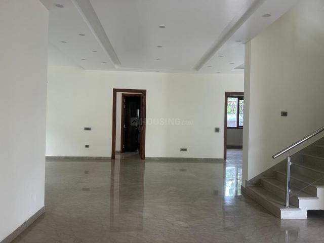 Flat for rent in Deri