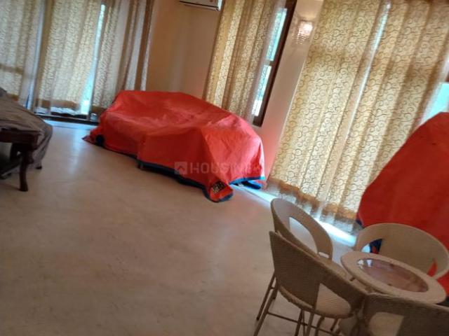 Flat for rent in Deri