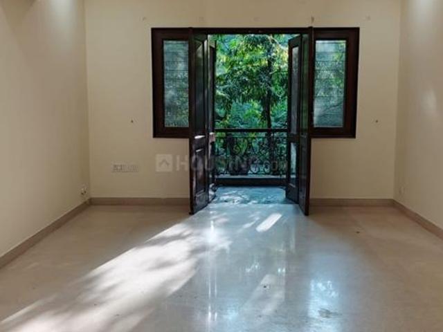 Flat for rent in Deri