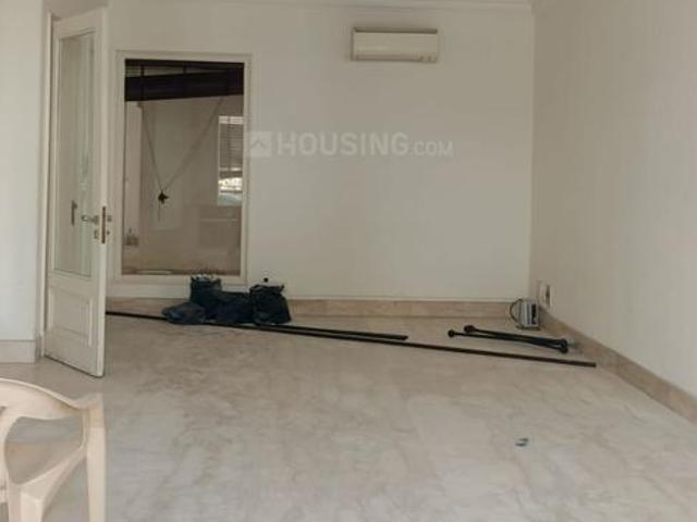 Flat for rent in Deri