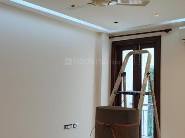 Flat for rent in Deri