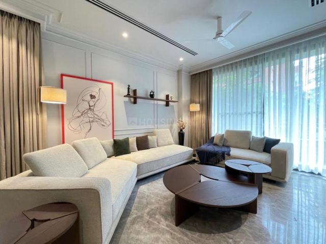 Flat for rent in Deri