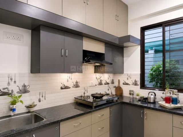House for sale in Madya