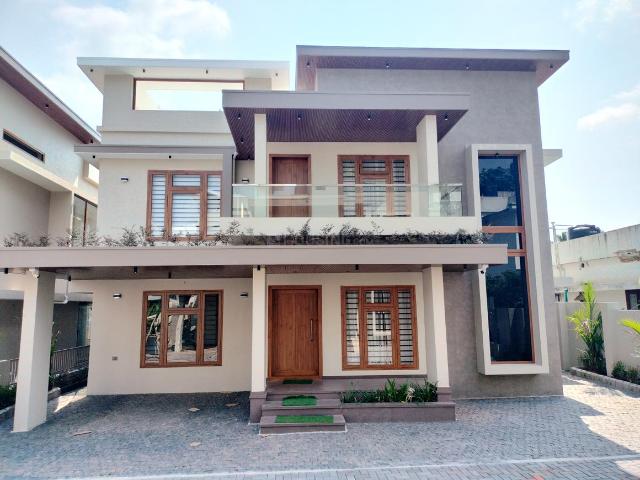 House for sale in Aluva, Kerala