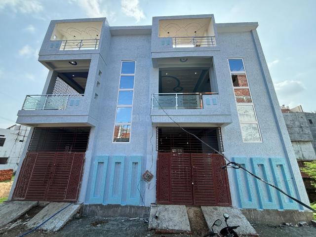 House for sale in Kadipur, Varanasi