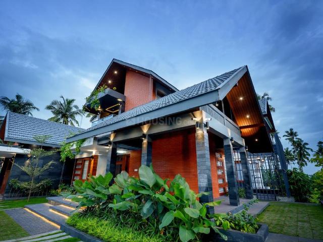 House for sale in Thrissur, Kerala
