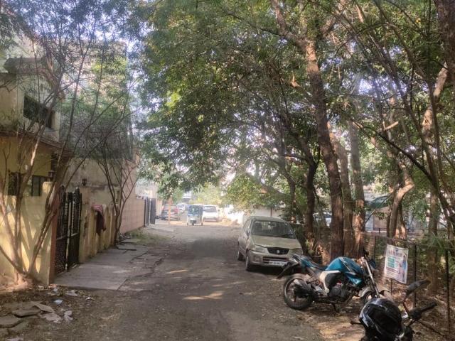 House for sale in Madya