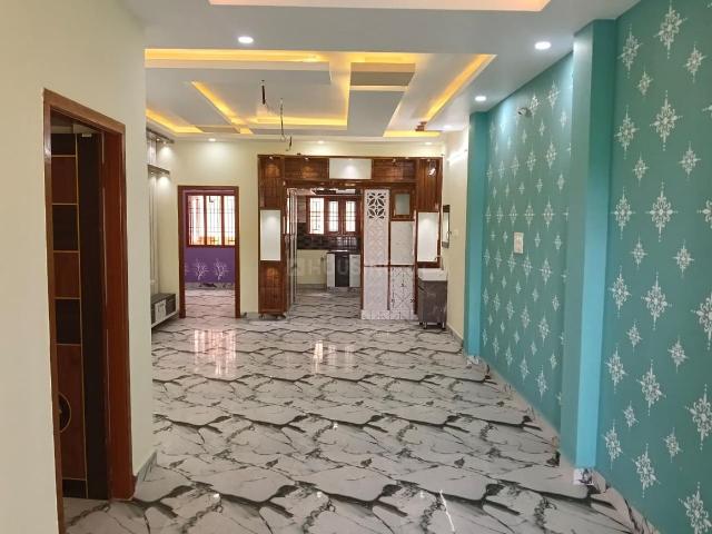 House for sale in Ayapakkam, Kolladi