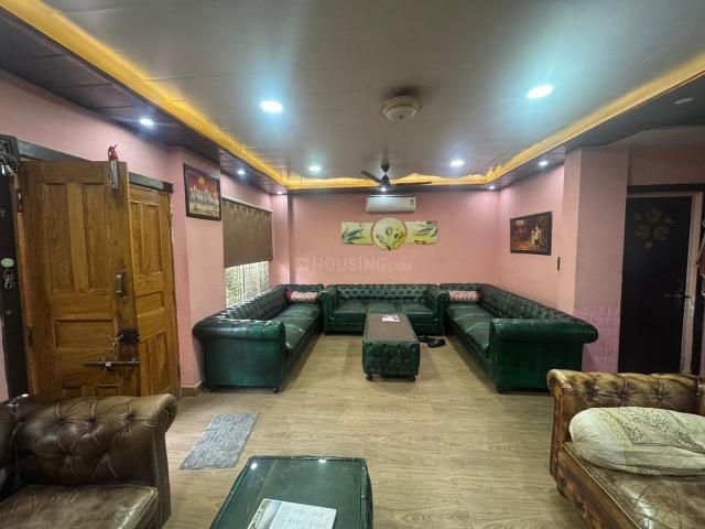 House for rent in Madya