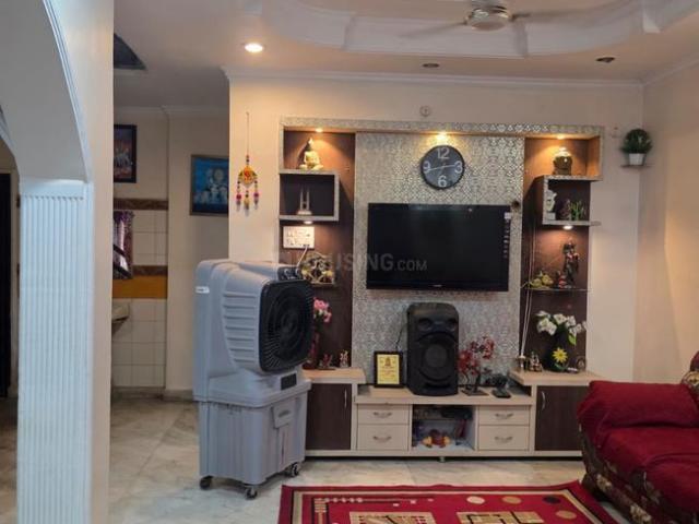 House for sale in Madya