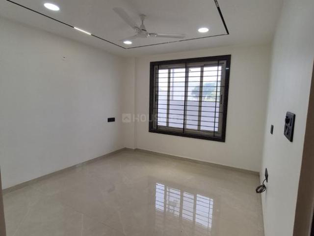 House for sale in Madya