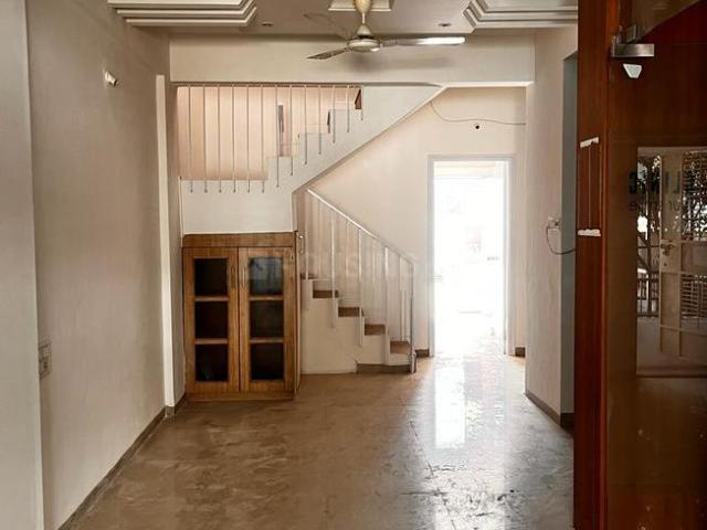 House for rent in Poona, National Capital Territory Of Delhi