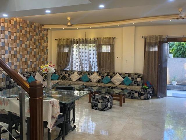 House for rent in Madya