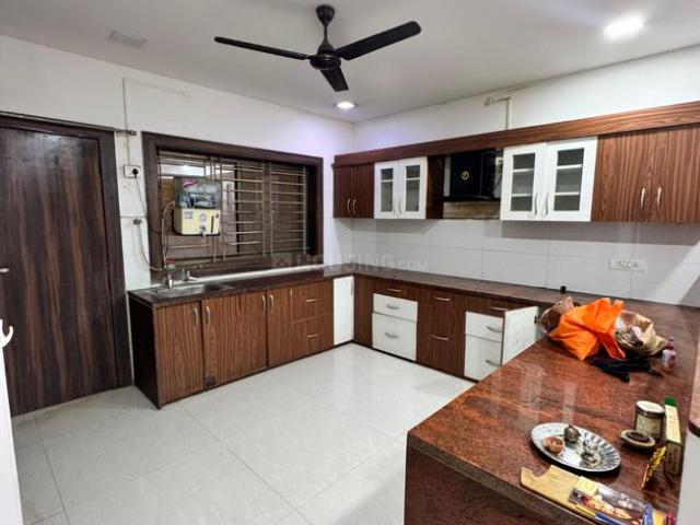 House for rent in Madya