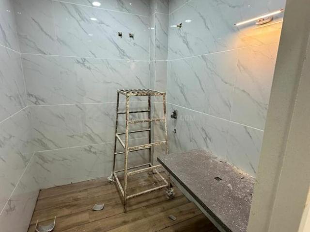 House for sale in Madya