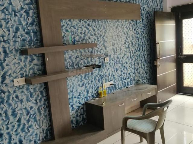 House for sale in Madya