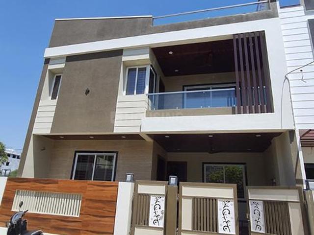 House for sale in Madya
